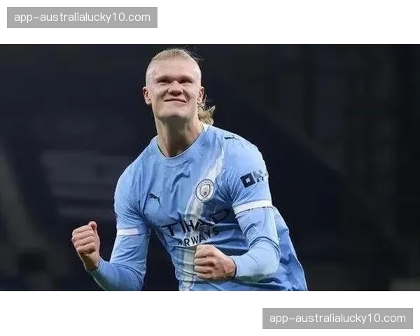 曼城双前锋配置固定，塞门约搭档哈兰德重塑进攻体系